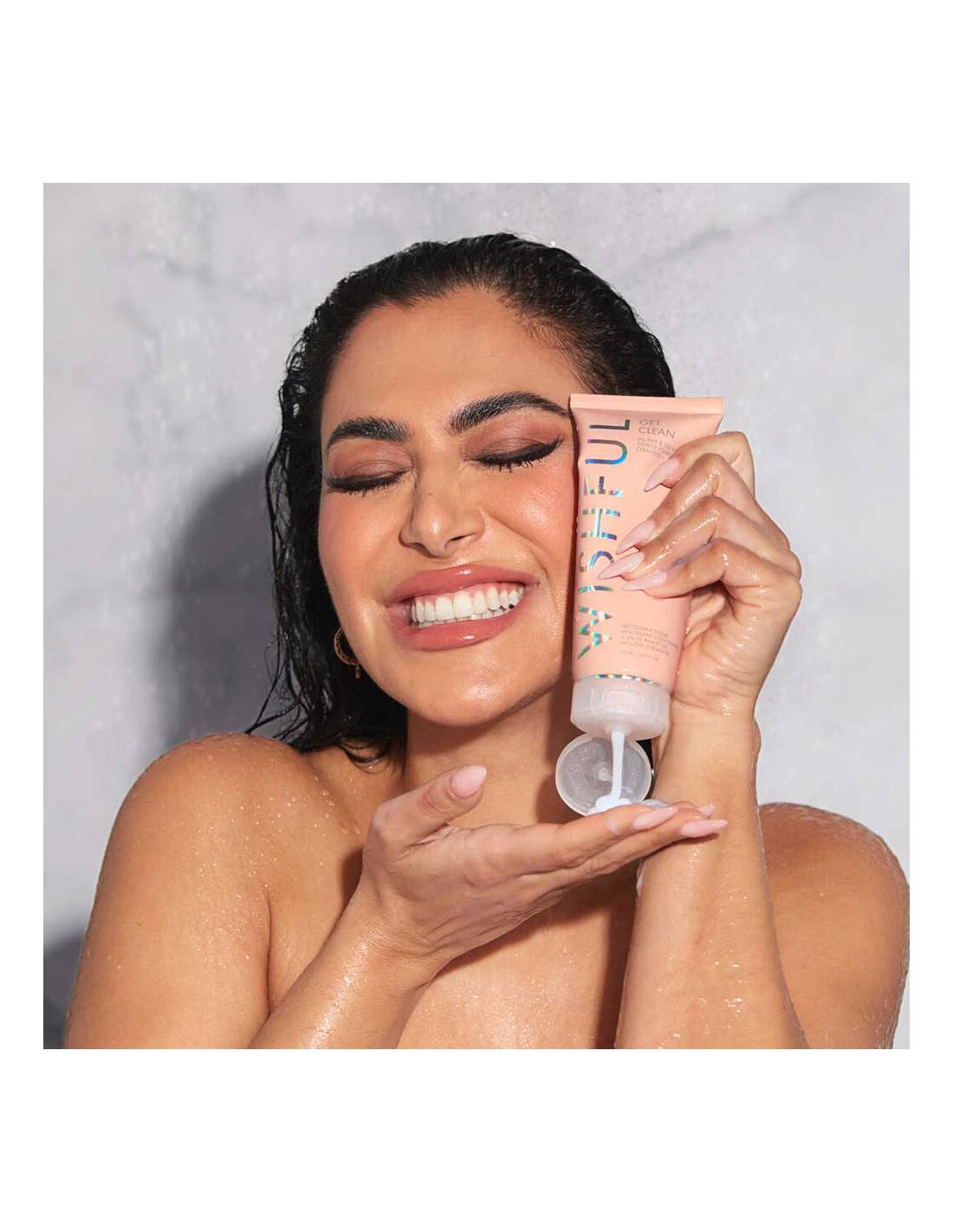 Huda Beauty Get Clean 2% PHA & Sea Moss Gentle Foaming Cleanser 50ml