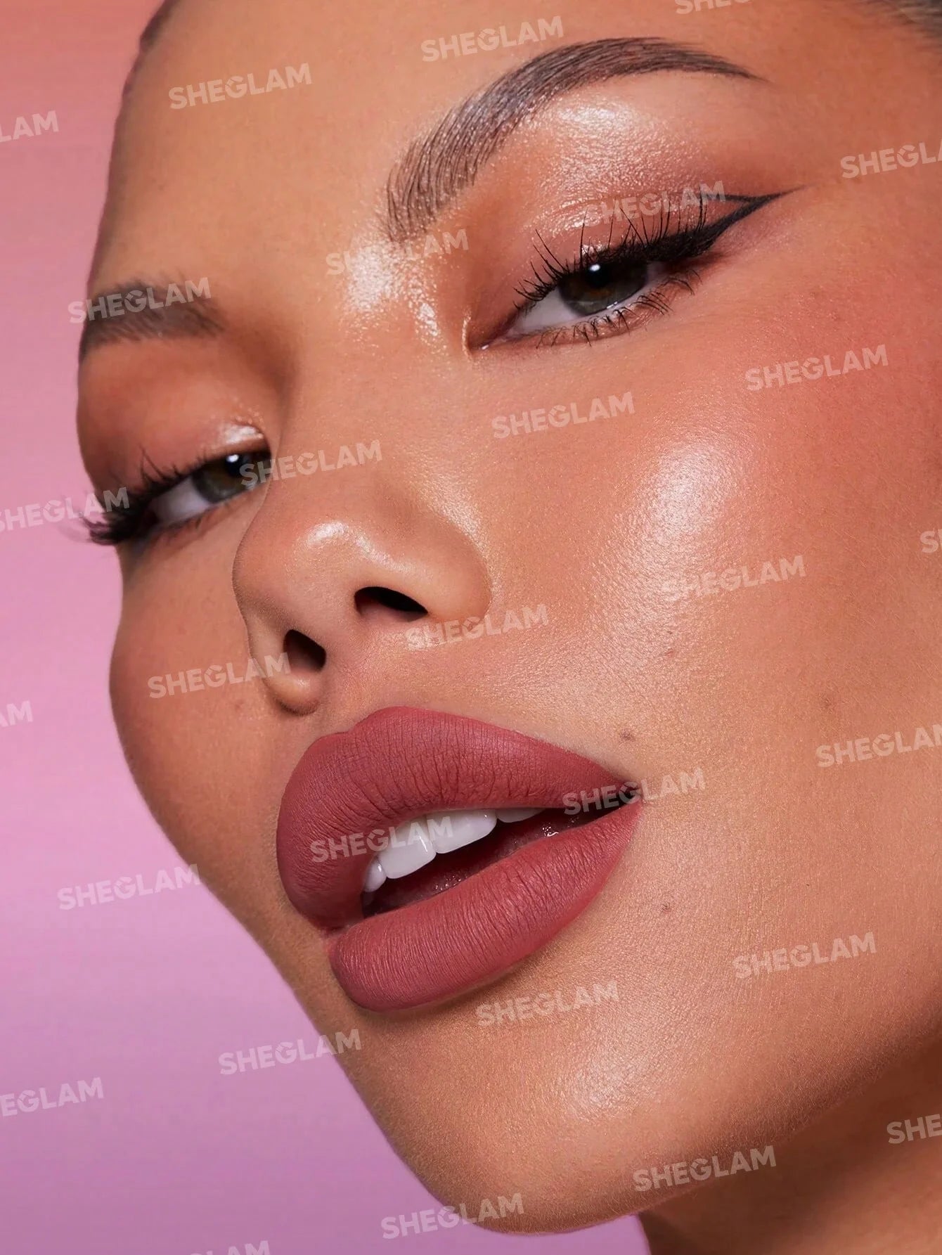SHEGLAM Dynamatte Boom Long-lasting Matte Lipstick- Rent Free
