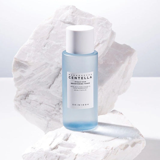 SKIN1004 Centella Hyalu-Cica Brightening Toner 30ml