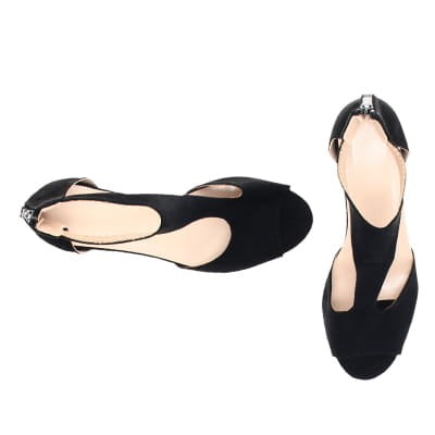 Women's Black Heeled Sandals Size 39