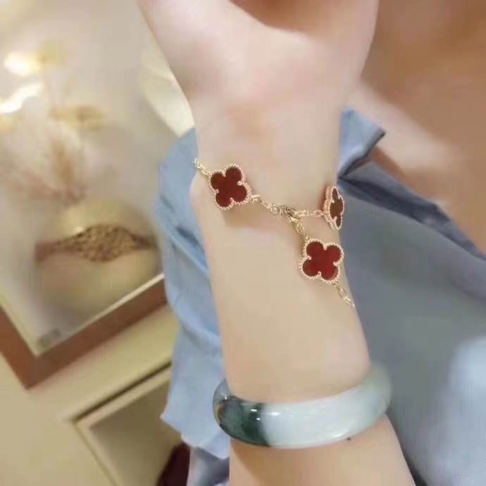 Women's Stainless Steel Flower Charm Bracelets- Red