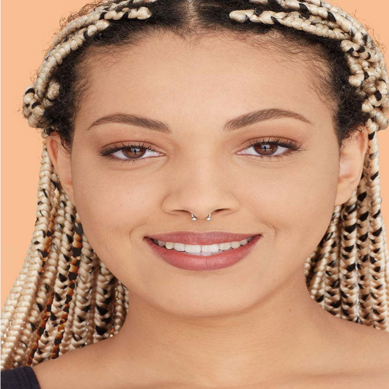 Maybelline Fit Me Matte+ Poreless Normal to Oily Foundation- 220 Natural Beige
