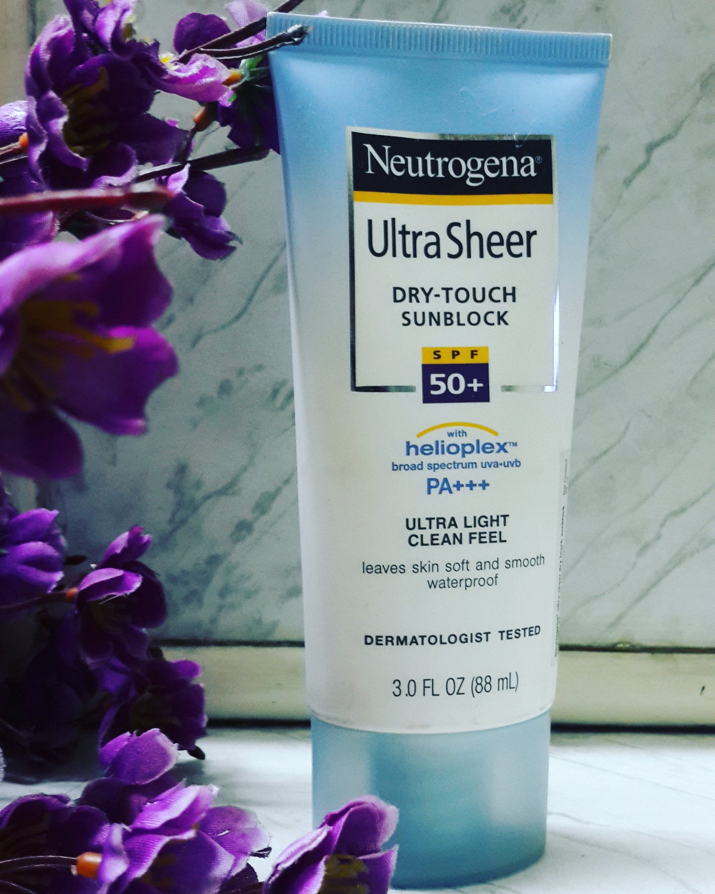 Neutrogena Ultra Sheer Dry-Touch Sunblock SPF50+