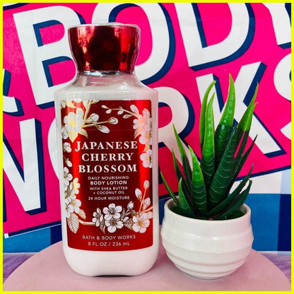 Bath & Body Works Japanese Cherry Blossom Daily Nourishing Body Lotion 236ml