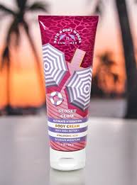 Bath & Body Works Sunset Glow Ultimate Hydration Body Cream 226g