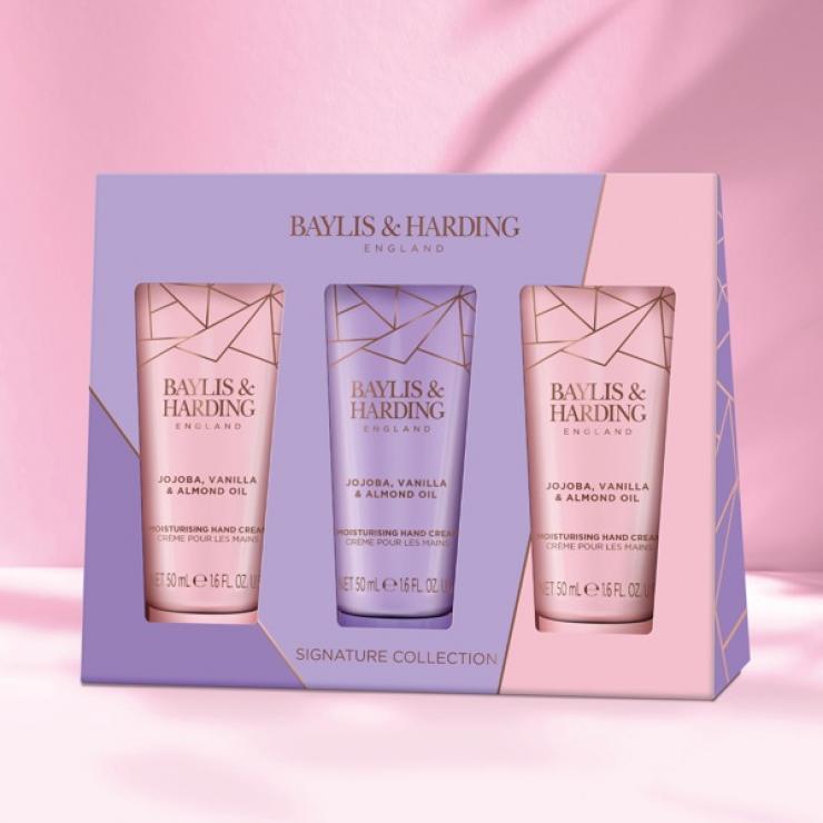 Baylis & Harding Jojoba, Vanilla & Almond Oil Hand Cream Trio Set