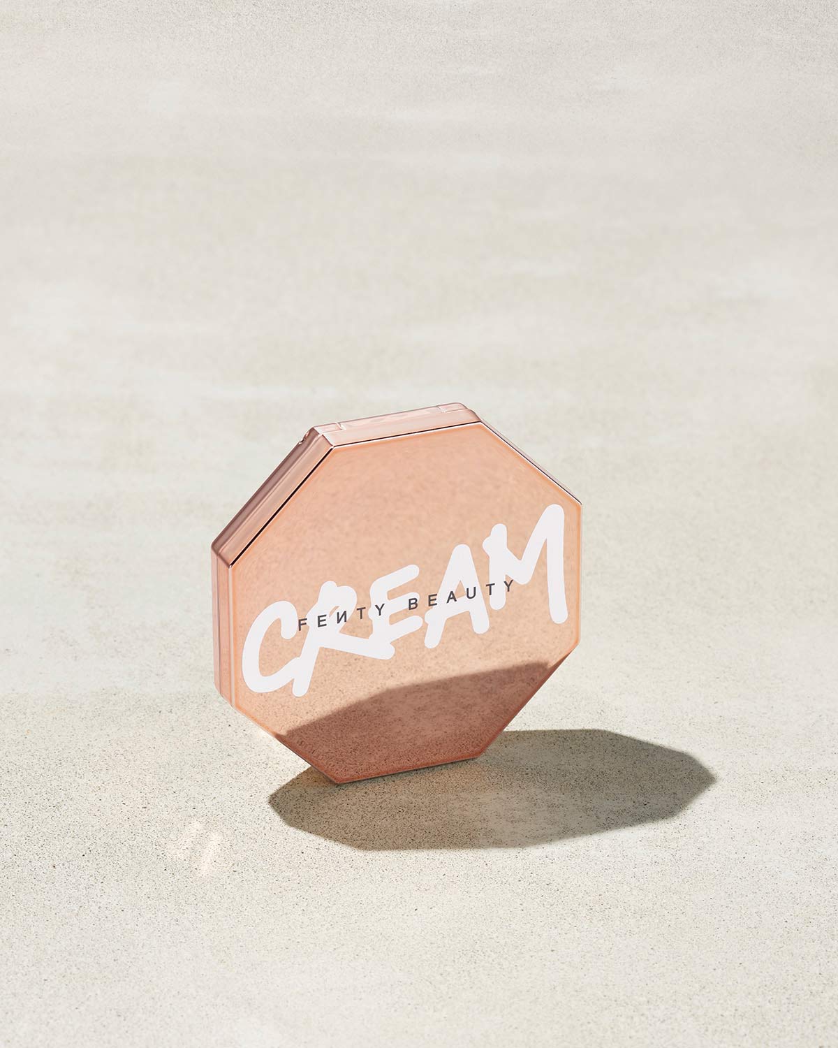 Fenty Beauty Cheeks Out Freestyle Cream Bronzer- Butta Biscuit 6.23g