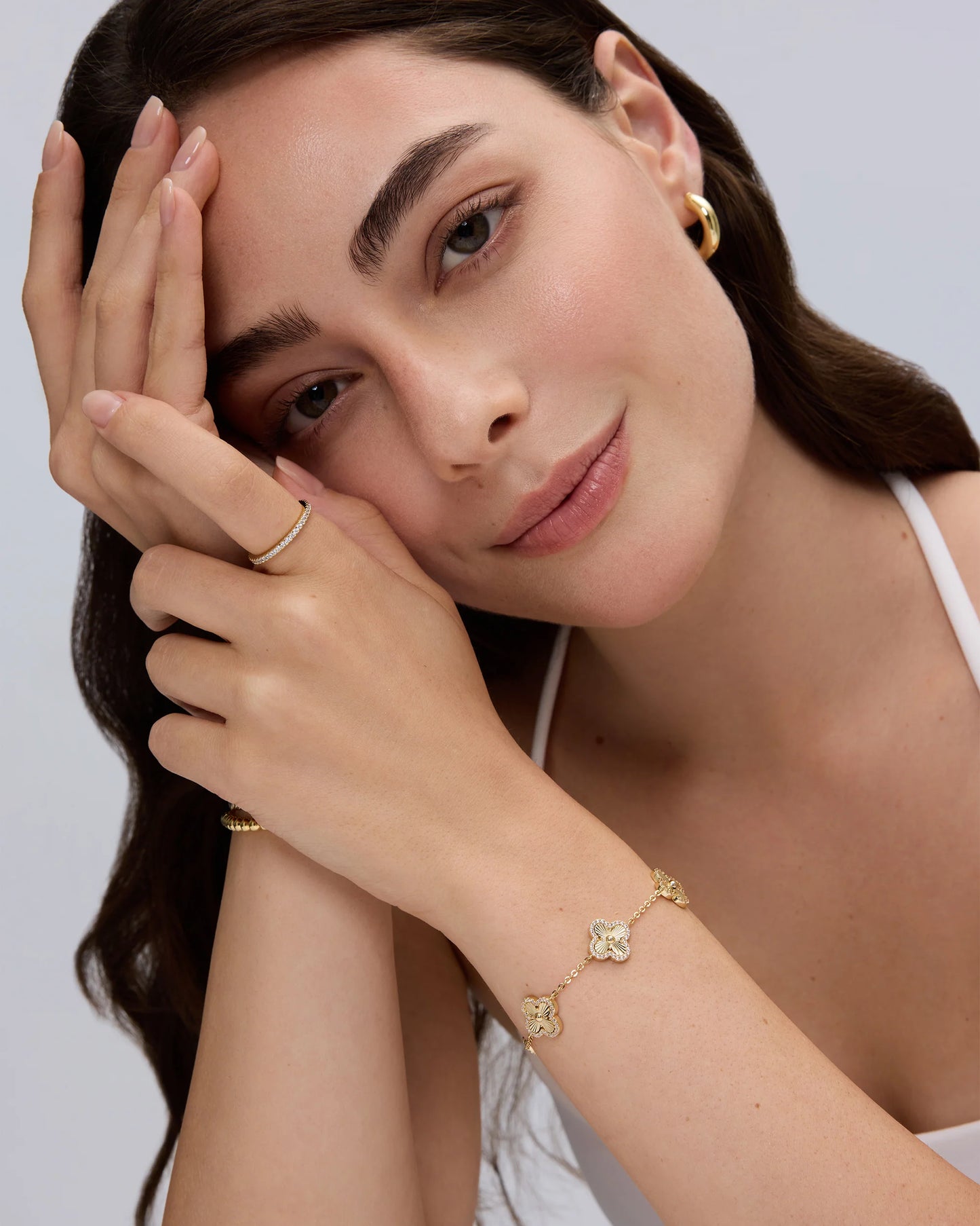 PAVOI Clover Station Bracelet- Yellow Gold