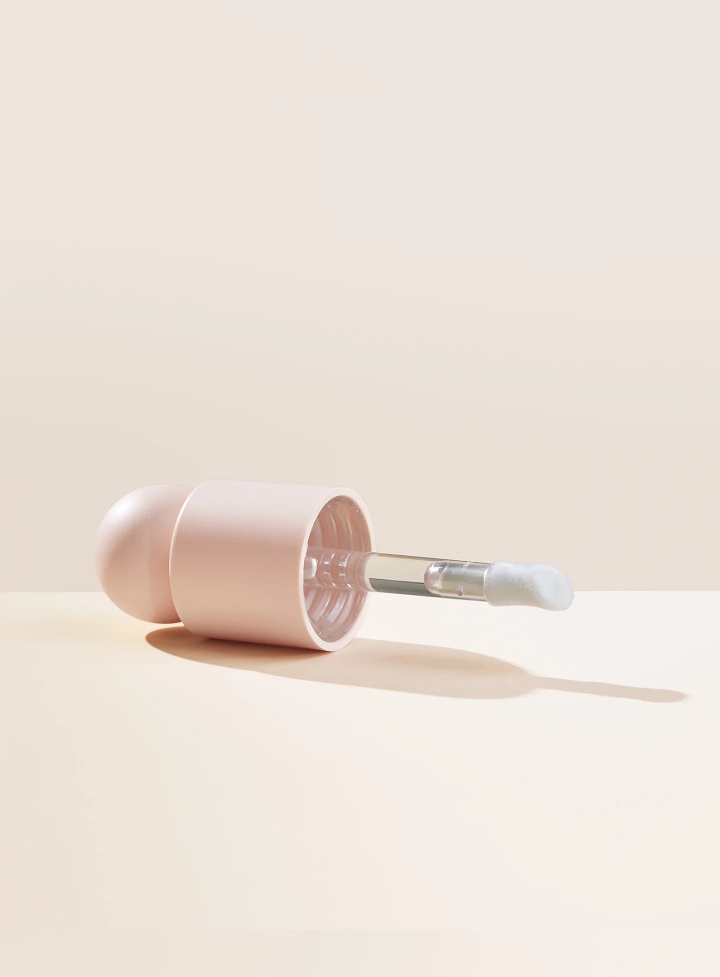 Rare Beauty Positive Light Liquid Luminizer Highlighter- Mesmerize