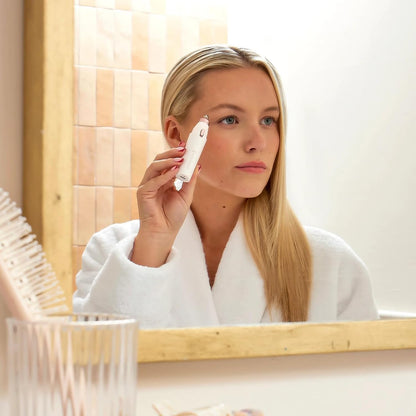 Remington BareMe 2-in-1 Facial Hair Remover