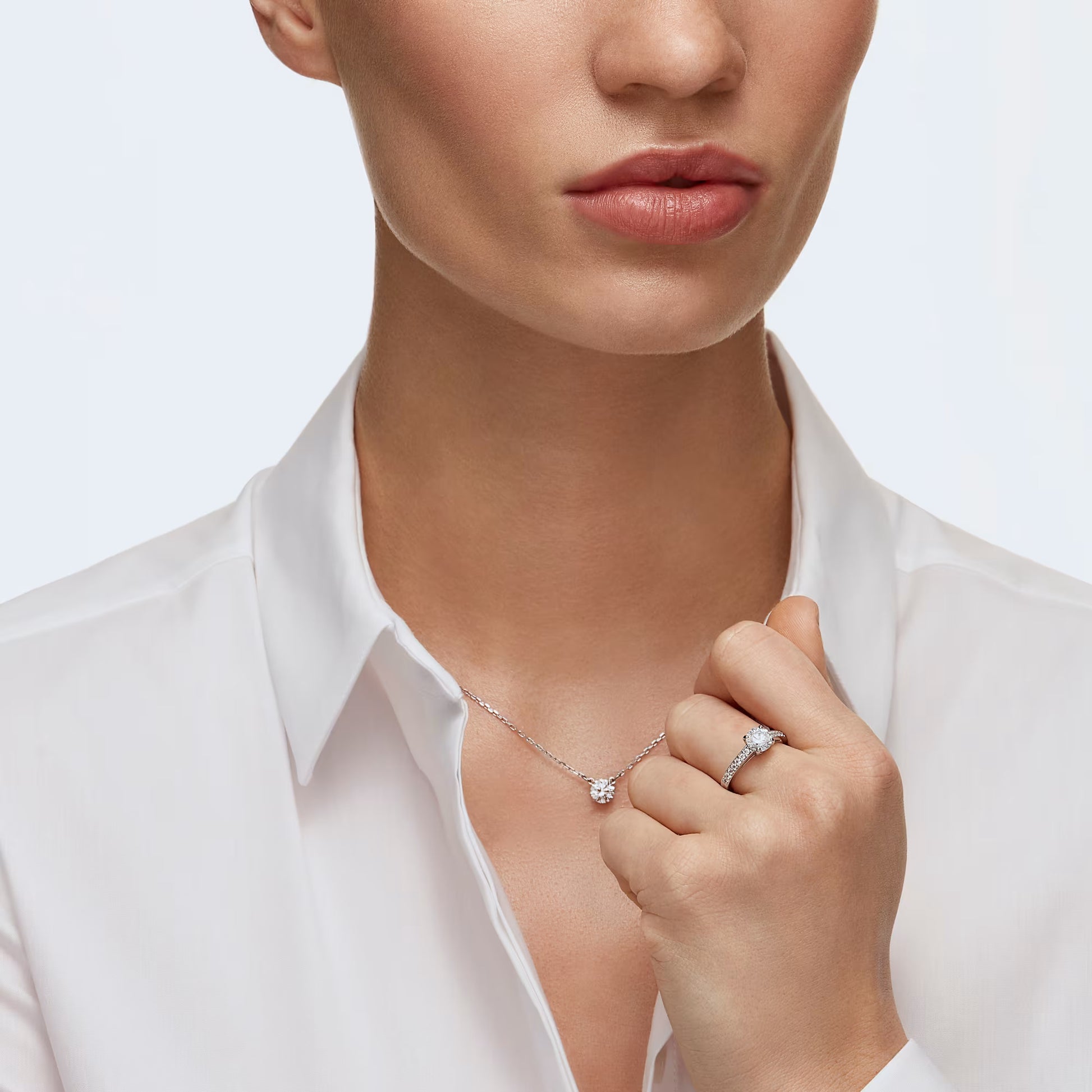 Swarovski Stilla Attract Necklace Round cut, White, Rhodium plated