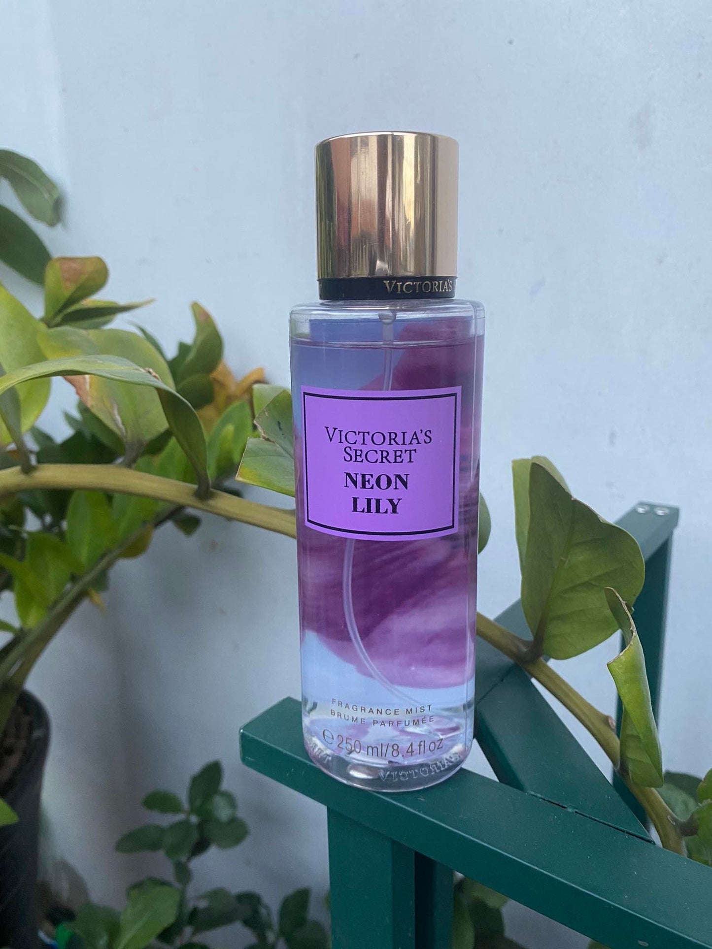 Victoria's Secret Neon Lily Fragrance Mist 250ml