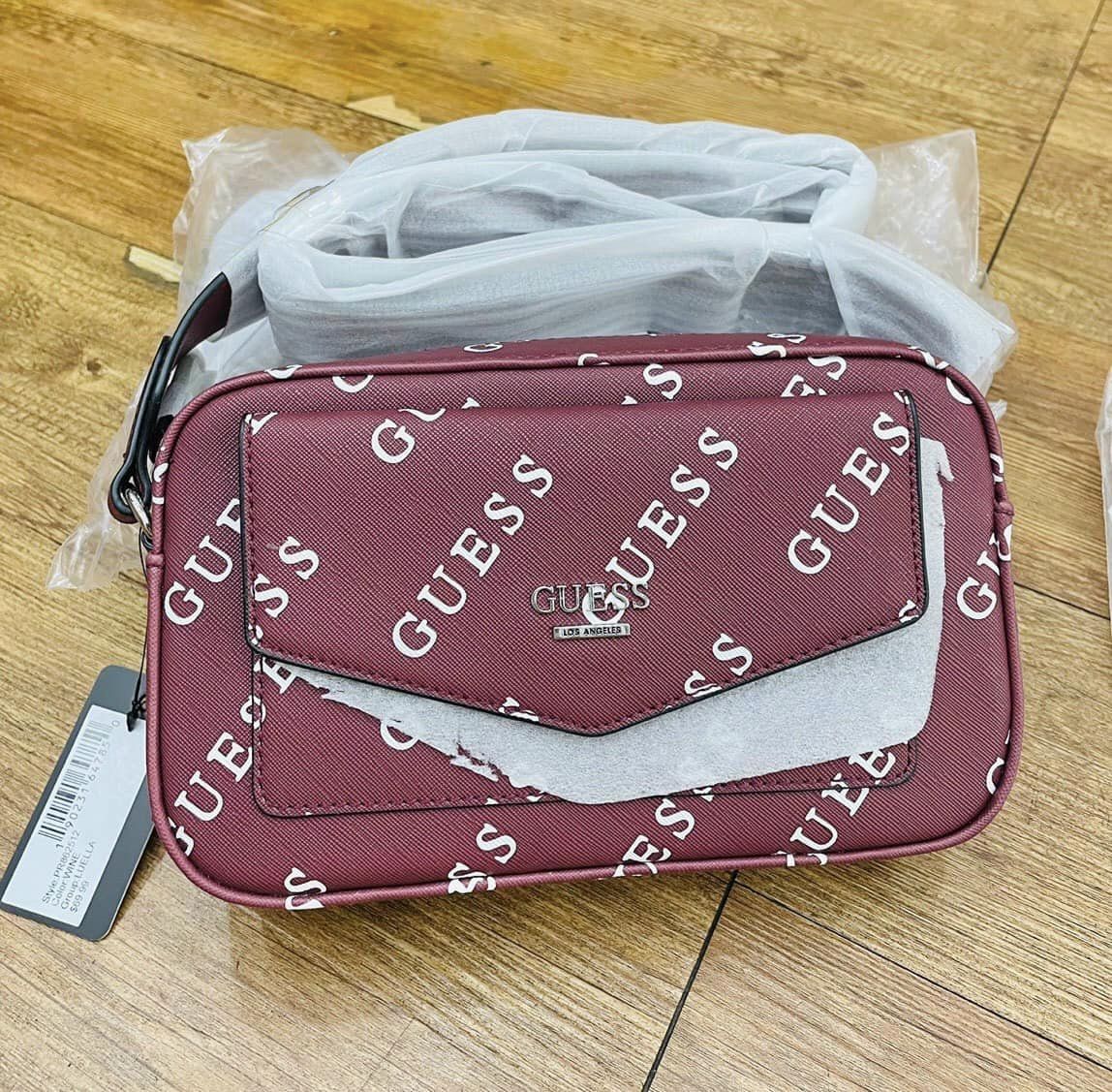 Guess debora camera outlet crossbody