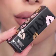 Kylie Jenner Lipstick- Nova Matte