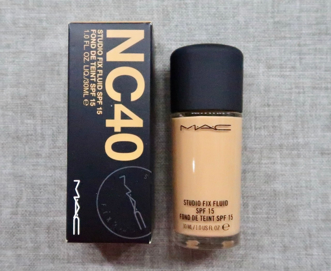 Mac Studio Fix Fluid SPF 15 Foundation NC40